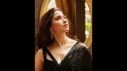 ಕಪ್ಪು ಸೀರೆಯಲ್ಲಿ ಮಿಲ್ಕಿ ಬ್ಯೂಟಿ Tamannaah: ಅಯ್ಯೋ ನಿಮ್ಮನ್ನ ನೋಡ್ತಿದ್ರೆ ಟೆಂಪ್ರೆಚರ್ ಏರುತ್ತೆ ಎಂದ ಫ್ಯಾನ್ಸ್!