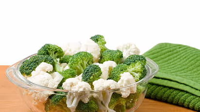 Eating THESE 5 Raw Vegetables Can Help You Manage Blood Sugar Levels