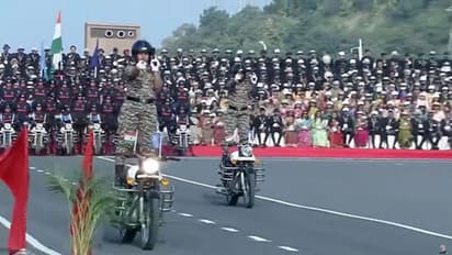 PM Modi applauds CRPF women personnel's daredevil stunts on National Unity Day | WATCH