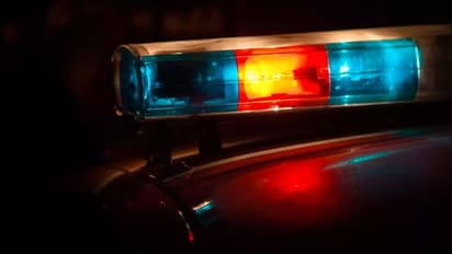 യുപിയിലെ എംവിഡിയും മാസ്സാ! സൈറൺ മുഴക്കി പാഞ്ഞ ഹെൽത്ത് ഓഫീസറെ ഓടിച്ചിട്ടുപിടിച്ചു, ഒടുവിൽ ട്വിസ്റ്റ്!