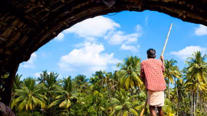 കേരള എന്ന കേരളം;  ഭാഷാടിസ്ഥാനത്തില്‍ സ്ഥാപിതമായ സംസ്ഥാന ചരിത്രം 