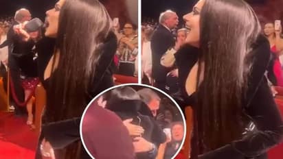 പ്രസവം നോക്കിയ ഡോക്ടറെ കണ്ടു; സ്റ്റേജ് ഷോ നിര്ത്തി ഓടിച്ചെന്ന് കെട്ടിപ്പിടിച്ച് പ്രശസ്ത ഗായിക