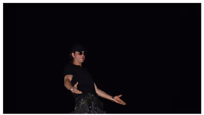 Happy Birthday Shah Rukh Khan: King Khan makes his spectacular appearance outside Mannat; greets fans