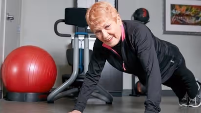 വയസ് 97, ഫിറ്റ്‍നെസ്സിൽ വിട്ടുവീഴ്ചയില്ല, യങ് ആൻഡ് ഹെൽത്തി ആയിരിക്കാൻ ടിപ്സ് ഇത്... 