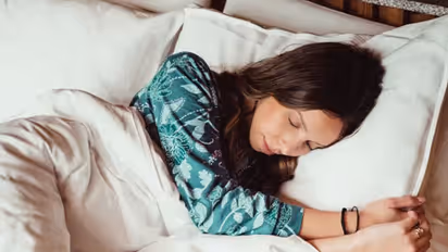 ഉറക്കം ശരിയാകുന്നില്ലേ? രാത്രി കഴിക്കാം ഈ ഭക്ഷണങ്ങള്‍...