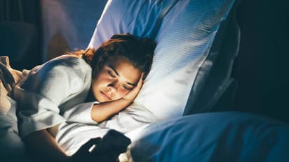 Sleep Disorders & Solutions: थकान के बाद भी नहीं आती नींद, कहीं इस बीमारी का शिकार तो आप ?