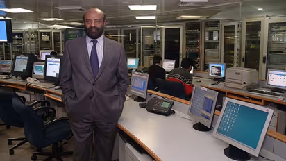 This rich industrialist donated Rs 2,042 crore and became India’s most generous philanthropist