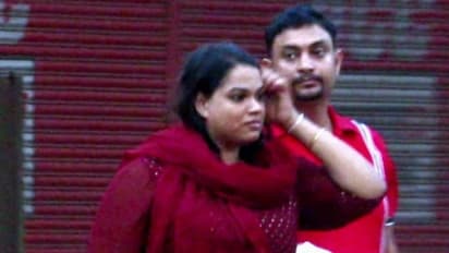 തിരൂരങ്ങാടി ഹണിട്രാപ്പ് ;'ഹോട്ടലിലേക്ക് വരുത്തി, ശ്രദ്ധിക്കാതിരിക്കാൻ പുറത്തെ ടേബിളിലിരുന്നു, പണം കൈപ്പറ്റി'