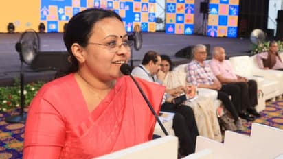 കേരളീയം വേദിയിൽ ആരോഗ്യമന്ത്രിയുടെ പ്രഖ്യാപനം; 'ഹ്യൂമൻ മോണോക്ലോണൽ ആന്റിബോഡി കേരളം സ്വന്തമായി വികസിപ്പിക്കും'