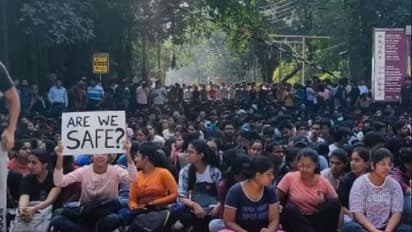 ಯುವತಿಯ ಬಟ್ಟೆ ಹರಿದು ಚುಂಬಿಸಿದ ಕಿರಾತಕರು: ಐಐಟಿ ಕ್ಯಾಂಪಸ್ನಲ್ಲೇ ಅವಾಂತರ, ಪ್ರತಿಭಟನೆ