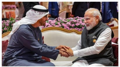 ഇസ്രയേല്-ഹമാസ് യുദ്ധം; അതിവേഗ പരിഹാരം വേണം, മോദിയുമായി ചര്ച്ച നടത്തി ശൈഖ് മുഹമ്മദ്