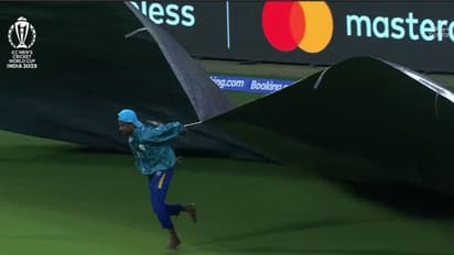 New Zealand vs Pakistan: மழை காரணமாக போட்டி நிறுத்தம் – டி.எல்.எஸ். முறையில் யாருக்கு வெற்றி வாய்ப்பு?