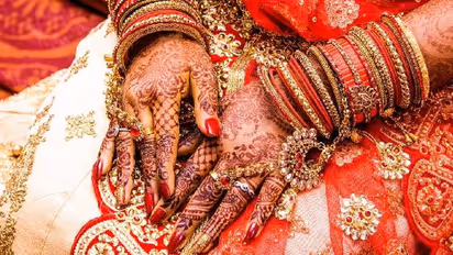 'ആദ്യം എനിക്കൊരു ഭാര്യയെ കണ്ടെത്തിത്തരൂ', ട്രെയിനിങ്ങിന് പങ്കെടുക്കാത്തതിന് അധ്യാപകന്റെ വിചിത്രമായ വിശദീകരണം