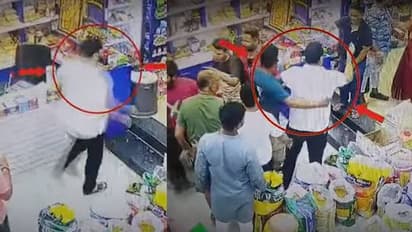 കാർ കൂട്ടിയിടിച്ചു, ദമ്പതികൾക്ക് ക്രൂരമർദ്ദനം, ഭാര്യയെക്കൊണ്ട് കാൽപിടിപ്പിച്ചു, ഞെട്ടിക്കുന്ന ദൃശ്യങ്ങള്‍ 