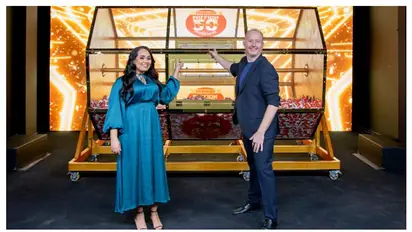 100ലേറെ തവണ നറുക്കെടുപ്പില്‍ പങ്കെടുത്തു, ഒന്നും കിട്ടിയില്ല! അവസാനമായി ഒരിക്കല്‍ കൂടി; പ്രവാസിക്ക് 45 കോടി