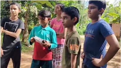 'ഇനിയും പറ്റില്ല, പരിഹാരം വേണം'! വീട്ടുമുറ്റത്ത് കളിക്കവെ ഈ കുട്ടികൾ നേരിട്ട ആക്രമണം ചൂണ്ടികാട്ടി നാട്ടുകാർ
