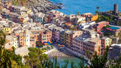 இந்த கிராமத்துக்கு சென்றால் ரூ. 25 லட்சம் கிடைக்கும்.. ஆனால் ஒரு கண்டிஷன்.. கேட்டா ஷாக் ஆயிடுவீங்க..