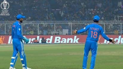 ಪಂದ್ಯದ ನಡುವೆ ಶಾರುಖ್ ಖಾನ್ ಚಲೆಯಾ ಹಾಡು ಹಾಡಿ ಸಿಗ್ನೇಚರ್ ಸ್ಟೆಪ್ಸ್ ಹಾಕಿದ ಕೊಹ್ಲಿ!