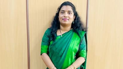 "வேலையில் ஸ்ட்ரிக்ட்.. அவர் ஒரு இரும்பு பெண்மணி".. பெங்களூரு அரசு அதிகாரி கொடூர கொலை - சக ஊழியர் சொன்ன தகவல்!