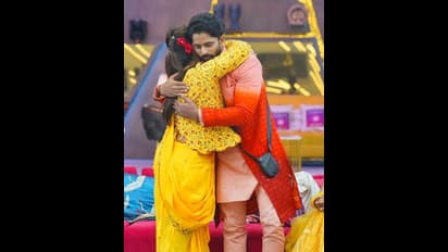 ಬಿಗ್ ಬಾಸ್‌ನಲ್ಲಿರೋ ಬೆಂಕಿ ಬಿರುಗಾಳಿ ನೀನೇ; ತನಿಷಾ ಆಟದ ಬಗ್ಗೆ ನಿಮ್ಮ ಅಭಿಪ್ರಾಯವೇನು? 