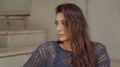 52ാം വയസിലും 'സിംഗിള്'; തന്റെ സന്തോഷത്തെ കുറിച്ച് നടി തബു...