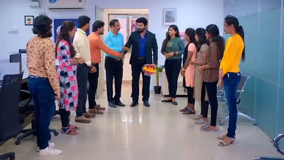 சித்து விளையாட்டு காட்டும் முருகன்; இனியனுக்காக அதிரடி முடிவு எடுக்கும் தீபா- கார்த்திகை தீபம் சீரியல் அப்டேட்