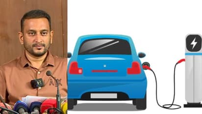 വൈദ്യുതിവാഹനങ്ങളുടെ ചാർജിംഗിന് സ്വകാര്യ ആപ്, നേട്ടം വൈദ്യുതി മന്ത്രിക്കോ, സിപിഎമ്മിനോയെന്ന് പി കെ ഫിറോസ്