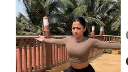 పొట్టి దుస్తుల్లో రష్మిక మందన్నా క్రేజీ వర్కౌట్స్.. ఆ యాంగిల్స్ చూస్తే కుర్రాళ్లకి పిచ్చెక్కిపోద్ది..