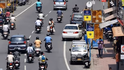 టీఎస్ స్థానంలో టీజీ: వాహనాల  నెంబర్ ప్లేట్లు మార్చుకోవాలా?