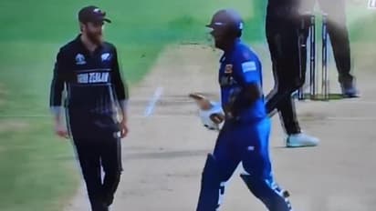 ഹെല്മെറ്റ് ഒക്കെ നോക്കിയല്ലെ ഇറങ്ങിയത്, ടൈംഡ് ഔട്ടിന് പിന്നാലെ മാത്യൂസിനോട് വില്യംസണ്