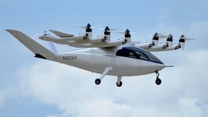 90 ನಿಮಿಷದ ಪ್ರಯಾಣ ಇನ್ಮುಂದೆ 7 ನಿಮಿಷದಲ್ಲಿ ಸಾಧ್ಯ: 2026ಕ್ಕೆ ಬೆಂಗ್ಳೂರಲ್ಲಿ ಹಾರಾಡಲಿದೆ ಏರ್ ಟ್ಯಾಕ್ಸಿ!