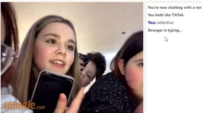 അപരിചിതരോട് സൗഹൃദം, വീഡിയോ ചാറ്റ്..; 14 വര്‍ഷത്തിനൊടുവില്‍ ഒമേഗിളിന് 'പൂട്ട്', പണി വന്നത് ഇങ്ങനെ