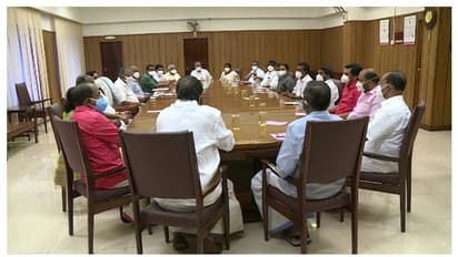 മന്ത്രിസഭ പുനഃസംഘടനയിൽ അന്തിമതീരുമാനം ഇന്ന്; ഉച്ചതിരിഞ്ഞ് എൽഡിഎഫ് യോഗം