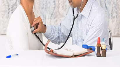 ಸಿಂದಗಿ: ರೋಗಿಗಳಿಗೆ ದೊರಕದ ಸಮರ್ಪಕ ಸೌಲಭ್ಯ..!