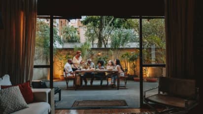 വീട് ഒരേസമയം ഭംഗിയുള്ളതും പോസിറ്റീവും ആക്കാം; ചെയ്യാവുന്ന 'സിമ്പിള്' കാര്യങ്ങള്...