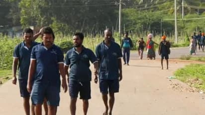 ಮಾದಪ್ಪನ ದೀಪಾವಳಿ ಜಾತ್ರೆ: ಮದ್ವೆಯಾಗೋಕೆ ಹೆಣ್ಣು ಸಿಕ್ಕಿಲ್ಲವೆಂದು ರೈತರ ಪಾದಯಾತ್ರೆ!