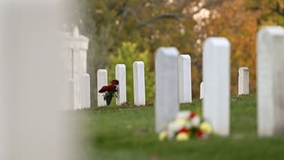 സൈനികർക്കായുള്ള സെമിത്തേരിക്കായി സ്ഥലം വിട്ടുനൽകി 73കാരന്, ഉദ്ഘാടനത്തിന് പിന്നാലെ ആദ്യം അടക്കിയത് സഹോദരനെ