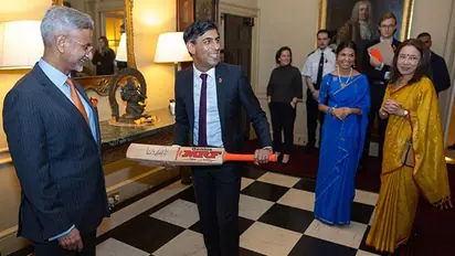 Jaishankar meets UK PM Rishi Sunak on Diwali, gifts cricket bat with Virat Kohli's autograph