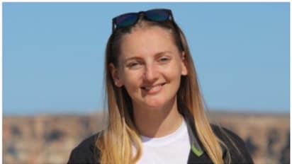 സ്രാവിന്റെ ആക്രമണം നേരിട്ട തിമിംഗല ഗവേഷകയുടെ തലയോട്ടില് നിന്നും സ്രാവിന്റെ പല്ലുകള് നീക്കം ചെയ്തു !