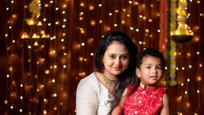 ಅವಳಿ ಮಕ್ಕಳ ಜೊತೆ ಅಮೂಲ್ಯ ದೀಪಾವಳಿ ಸೆಲೆಬ್ರೇಶನ್: ಗೋಲ್ಡನ್ ಕ್ವೀನ್‌ ಪ್ರಿನ್ಸಸ್ ತುಂಟಾಟಕ್ಕೆ ಫ್ಯಾನ್ಸ್ ಫಿದಾ!