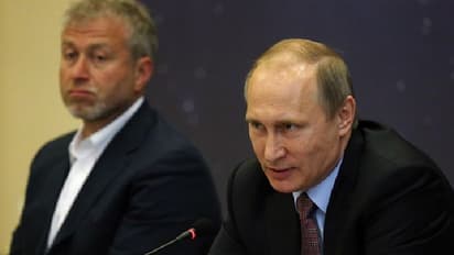 Abramovich's alleged $40 million deal links ex-Chelsea owner to Putin's 'wallets' in leaked documents