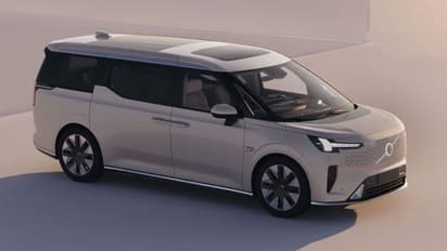 ശബ്ദമില്ല, കുലുക്കമില്ല, ഈ മിനിവാൻ റോഡിൽ ഓടുന്ന ഒരു 'ലിവിംഗ് റൂം!