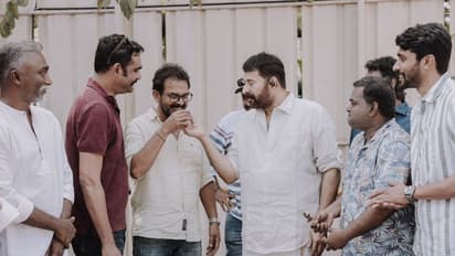 "വേല"യുടെ വിജയം മമ്മൂട്ടിയോടൊപ്പം ആഘോഷിച്ച് അണിയറപ്രവർത്തകർ