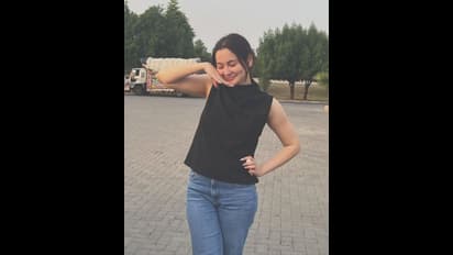 ಪಾಕ್‌ ಮಾಜಿ ನಾಯಕ ಬಾಬರ್‌ ಅಜಂ ಪ್ರೇಯಸಿ ಈಕೆ, ಫ್ಯಾನ್ಸ್‌ ಪಾಕಿಸ್ತಾನದ 'ಅನುಷ್ಕಾ ಶರ್ಮ' ಅಂತಾರಂತೆ!