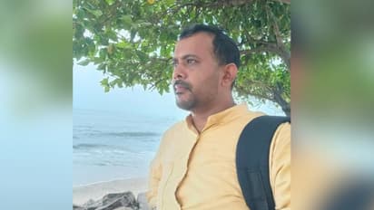 അധ്യാപകന്‍, ഹജ്ജ് ട്രെയിനർ... ബസിൽ പെൺകുട്ടിക്ക് നേരെ നഗ്നതാ പ്രദർശനം നടത്തിയ യുവാവിന്‍റെ അറസ്റ്റിൽ അമ്പരപ്പ്