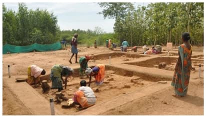 கீழடி அகழாய்வு அறிக்கையை வெளியிட மத்திய அரசுக்கு உயர் நீதிமன்றம் உத்தரவு!