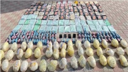 131 കിലോ ഹാഷിഷും 12,900 ലഹരി ഗുളികകളും കടത്താന് ശ്രമം; മൂന്ന് പ്രവാസികളെ പിടികൂടി പൊലീസ്