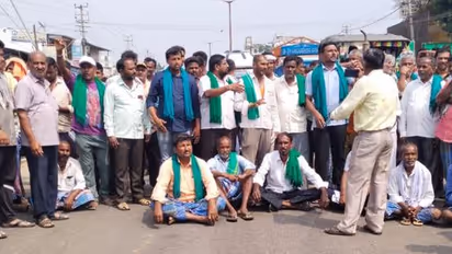  ರಾತ್ರೋರಾತ್ರಿ ರೈತ ಮುಖಂಡರ ಬಂಧನ, ರೈತರಿಂದ ಪ್ರತಿಭಟನೆ