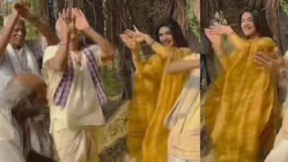 Sreeleela : లీలమ్మ క్రేజ్.. పండు ముసలైనా ఆడాలా.. తాతలతో నాగిని డాన్స్ వేయించిన శ్రీలీలా.!