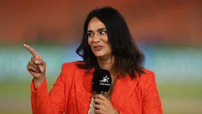 എന്നാല് മൊത്തം മൂടാം; വസ്ത്രത്തിന് ഇറക്കം കുറഞ്ഞെന്ന് പരിഹസിച്ചവരുടെ വായടപ്പിച്ച് മായന്തി ലാംഗര്